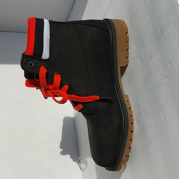 Timberland Chicago Bulls NBA x Mitchell & Ness Premium 6" boot (Youth Size 5.5) - Picture 5 of 16